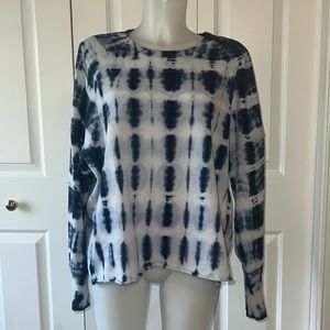 Roan and Ryan XL tie dye blue sweatshirt